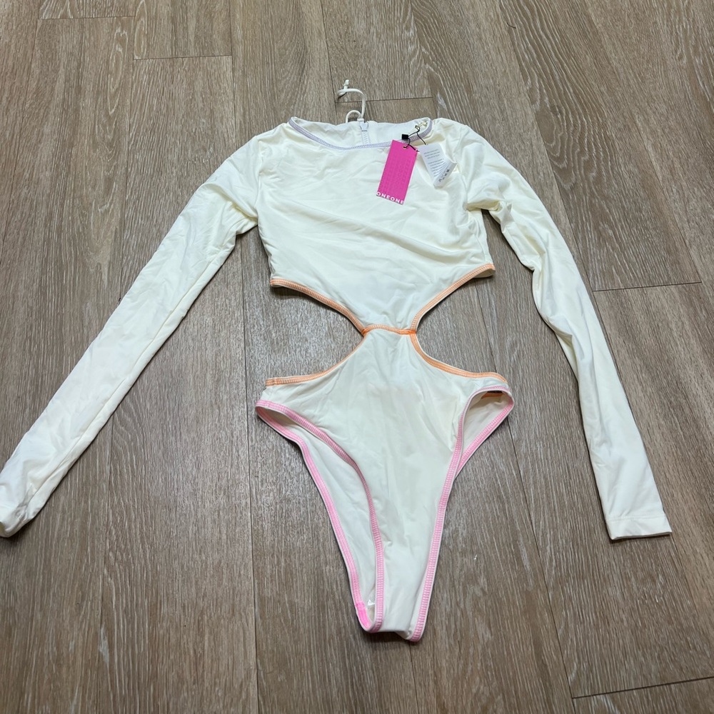 Oneoneswim